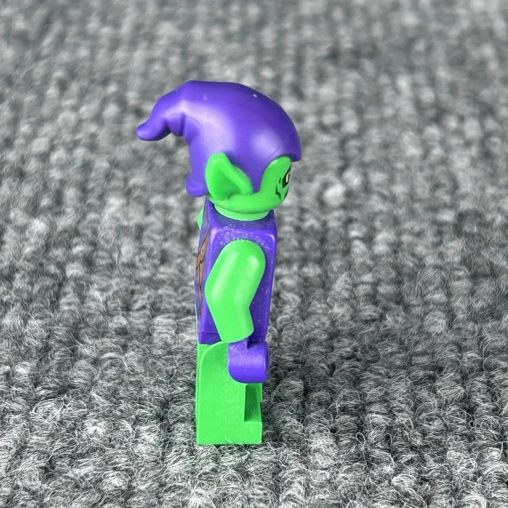 LEGO Marvel Super Heroes Green Goblin Minifigure sh102 Purple Hood Spiderman
